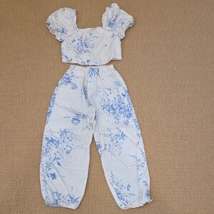 Floral Blue and White Kids Pants Set